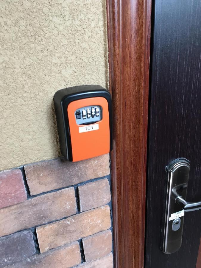 玉出201 Wifi付 玉出駅から徒歩2分 地下鉄難波迄8分 Apartment Osaka Exterior photo